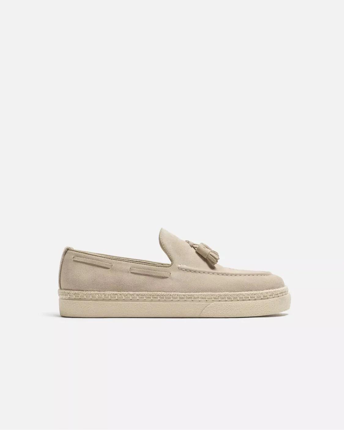 CASUAL LEATHER LOAFERS WITH TASSELS