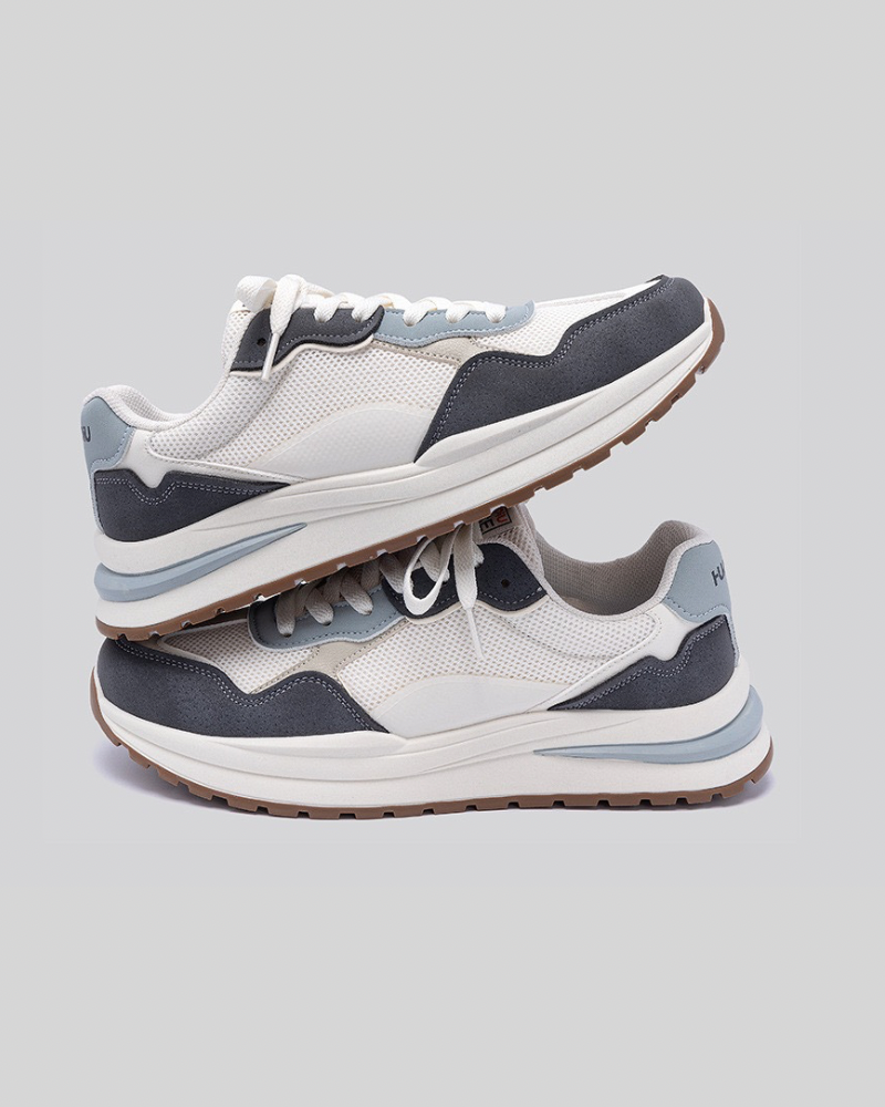 2002 Retro‑Runner Sneakers