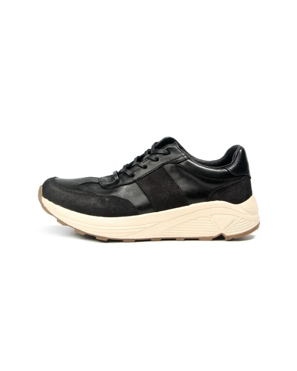 Black Trail Leather Sneakers
