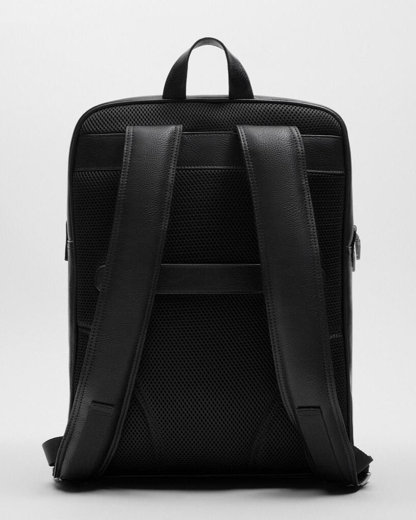 Minimal Tour Lederrucksack